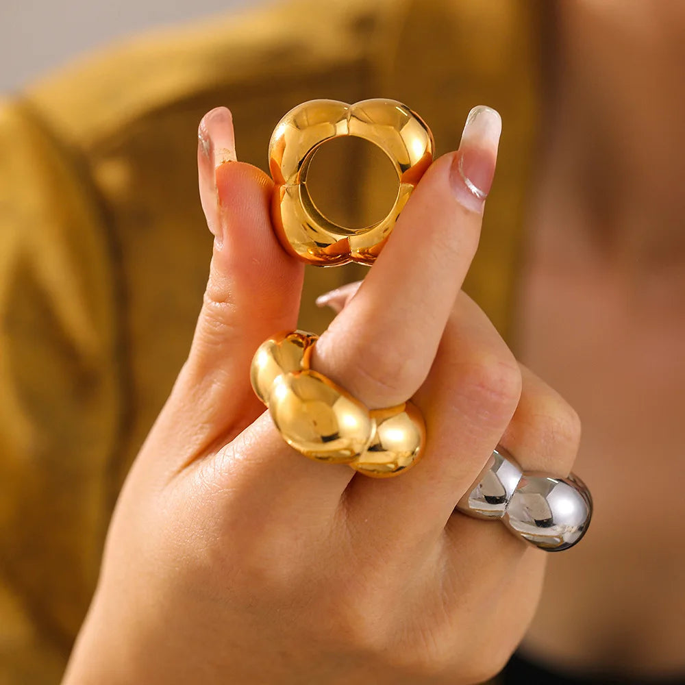 Goldie Pop Flower Ring